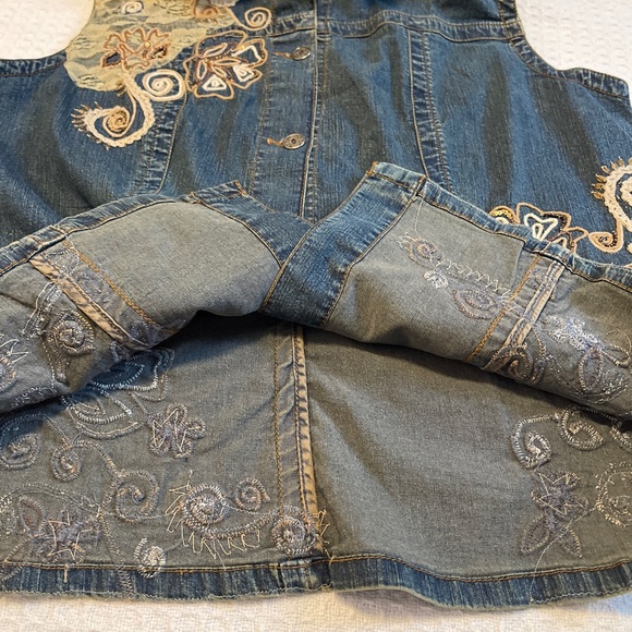 Chico's Embroidered Denim Jacket in Blue with Cream and Tan Accents - Picture 6 of 6